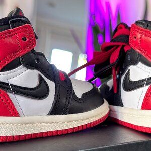 Nike Sky Jordan 1 Baby/Toddler Sneakers “Chicago” Red Black White Retro sz(3-C)